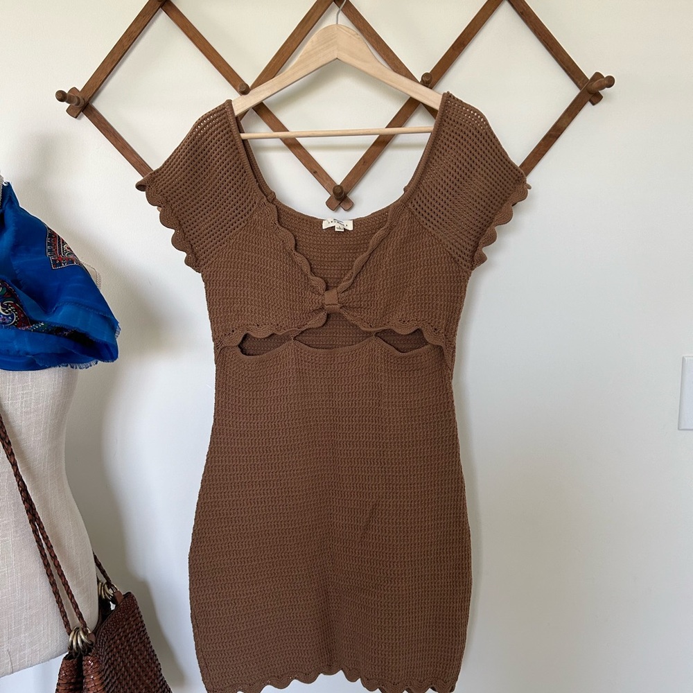 💫Brown Scalloped Knit Dress